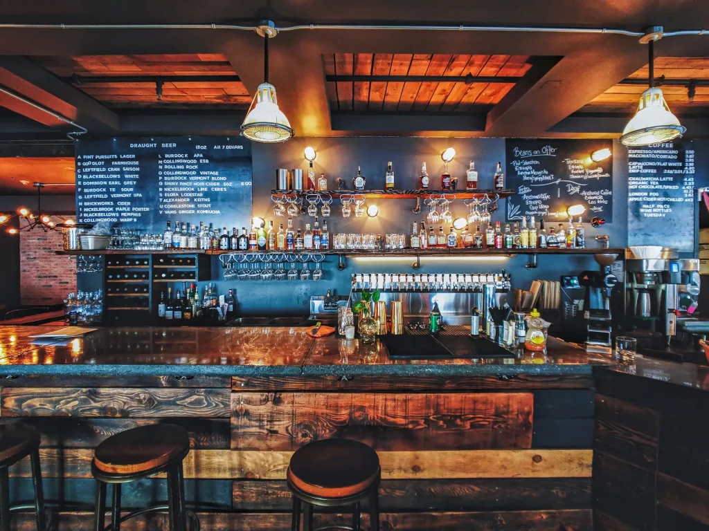 Pub & Bar Cleaning service in chicago